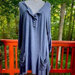 3/4 length sleeve shirt with pockets